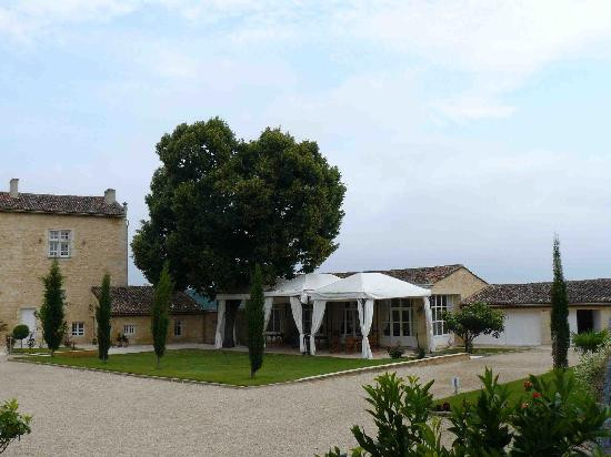 伊萨博瑙汉城堡酒店主图