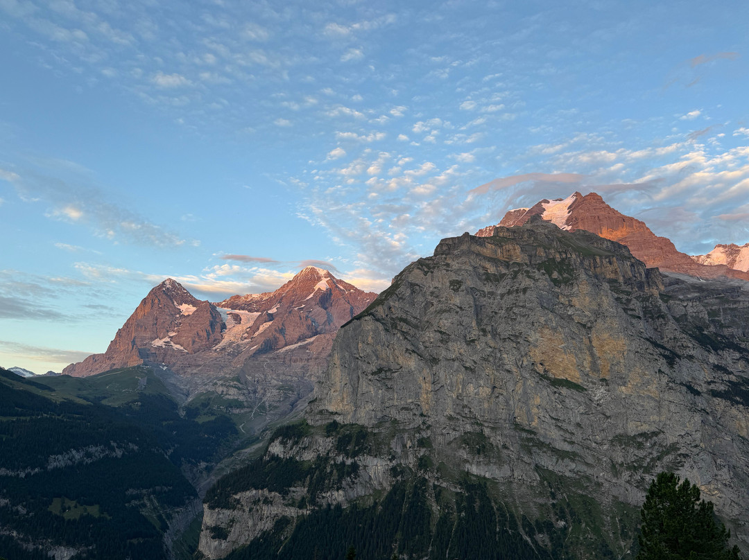 艾格峰酒店主图