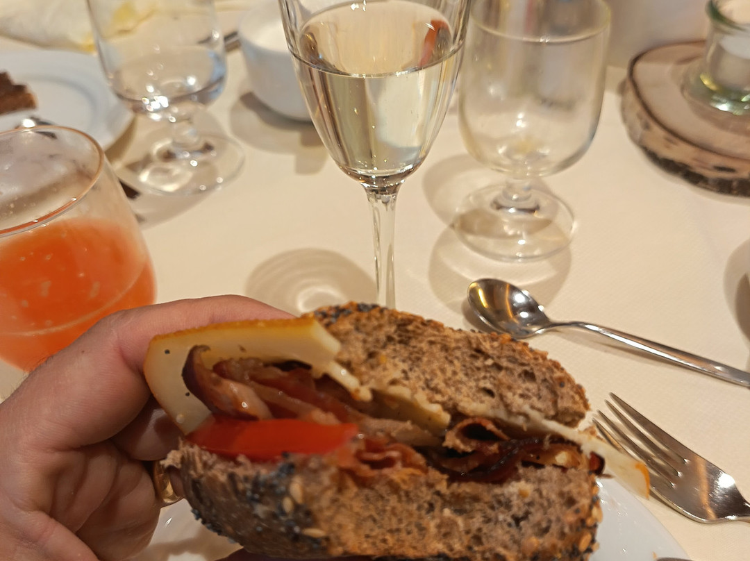 Wirtshaushotel Alpenrose主图