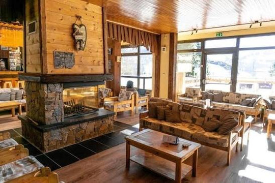 Neaclub - Les Cimes du Leman主图