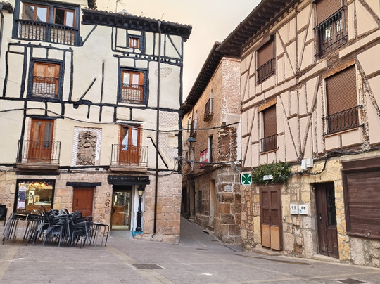 Casco antiguo de Poza-Poza de la Sal必去景点