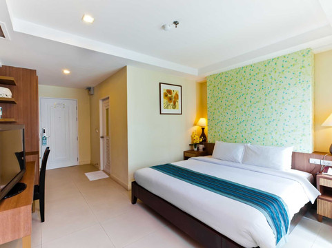 周日白金套房主图