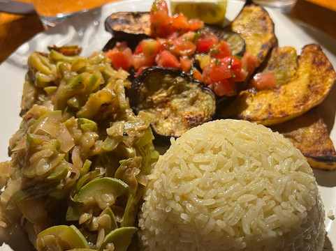 La Fora Ecolodge主图