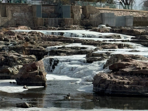 瀑布公园-苏福尔斯必去景点