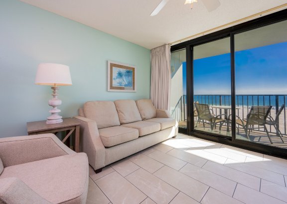 凤凰全套房酒店-客卧