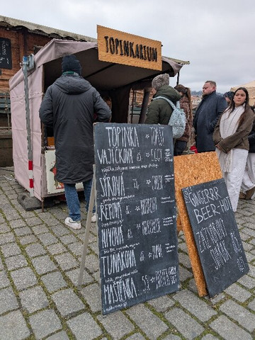 Naplavka农夫市场-布拉格必去景点