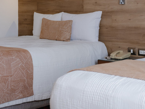 拉巴斯大教堂酒店主图