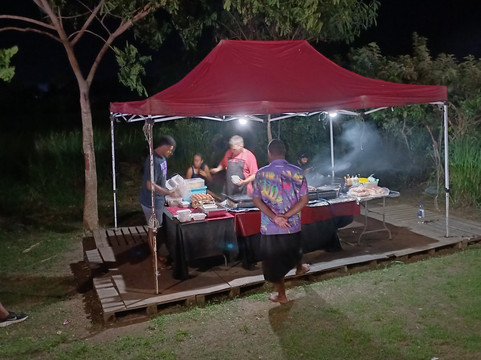 Loanasbbq Stall主图