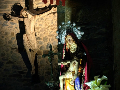 Iglesia de Santa Maria-Cacabelos必去景点