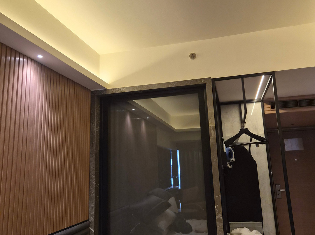 Lemon Tree Premier Malad Mumbai主图