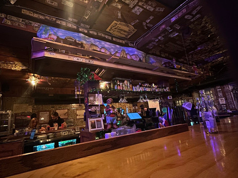 Sourdough Saloon-比蒂必去景点