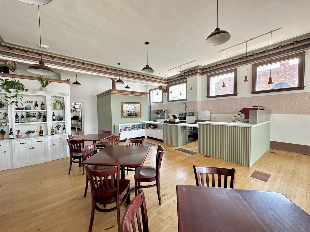 Mezzo Coffee House & Bakery
