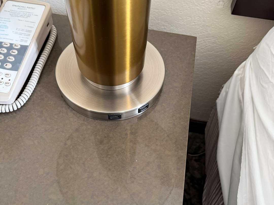 圣露西港SpringHill Suites酒店主图