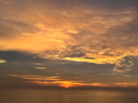 Treehouse Rooftop Bar主图