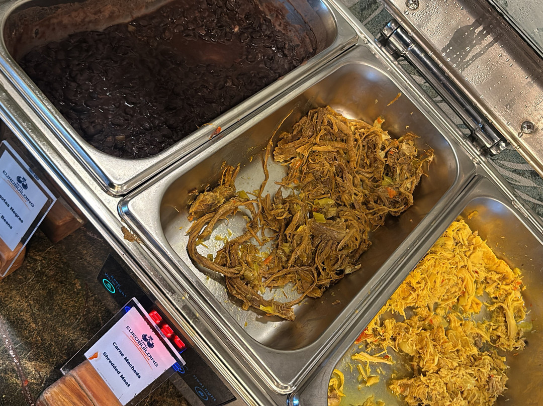 美夸希亚尤罗比尔丁快捷酒店主图