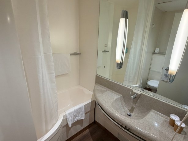 都灵科尔索朱利奥凯萨诺富特酒店-官方