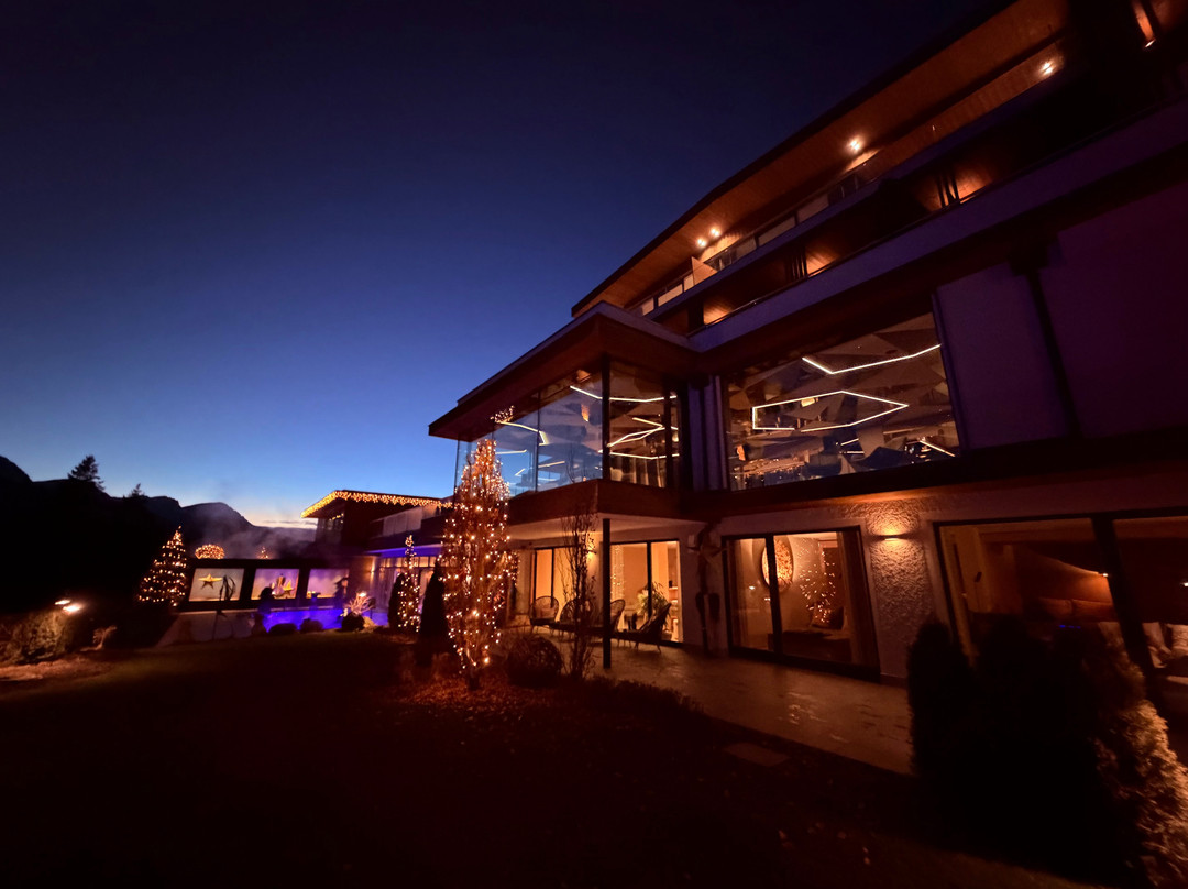 Hotel Alpen Tesitin主图