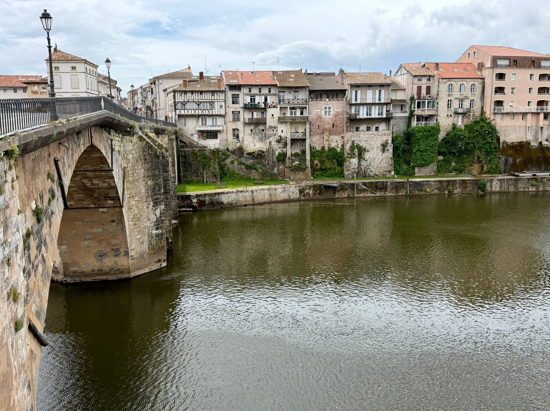 Office De Tourisme Villeneuve - Vallée Du Lot-Villeneuve-sur-Lot必去景点