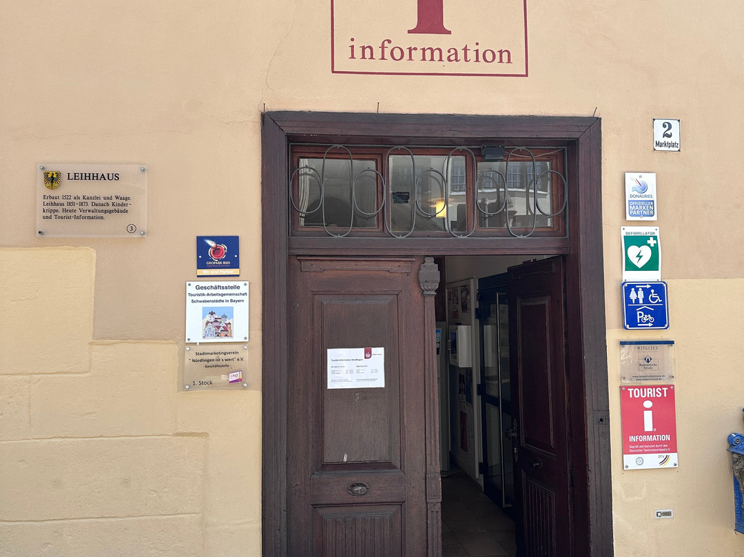 Tourist-Information der Stadt Noerdlingen-讷德林根必去景点