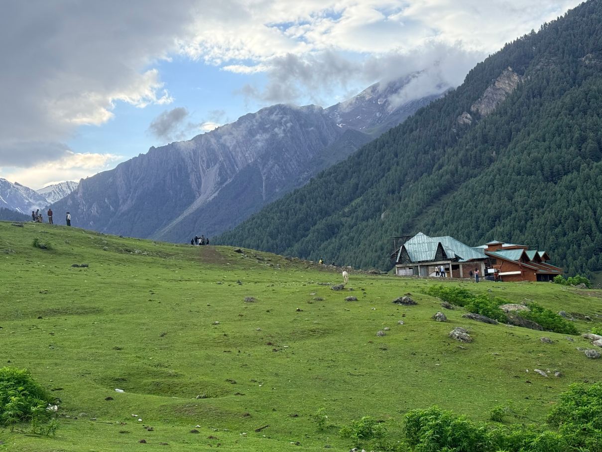 Hotel Village Walk-旅行者