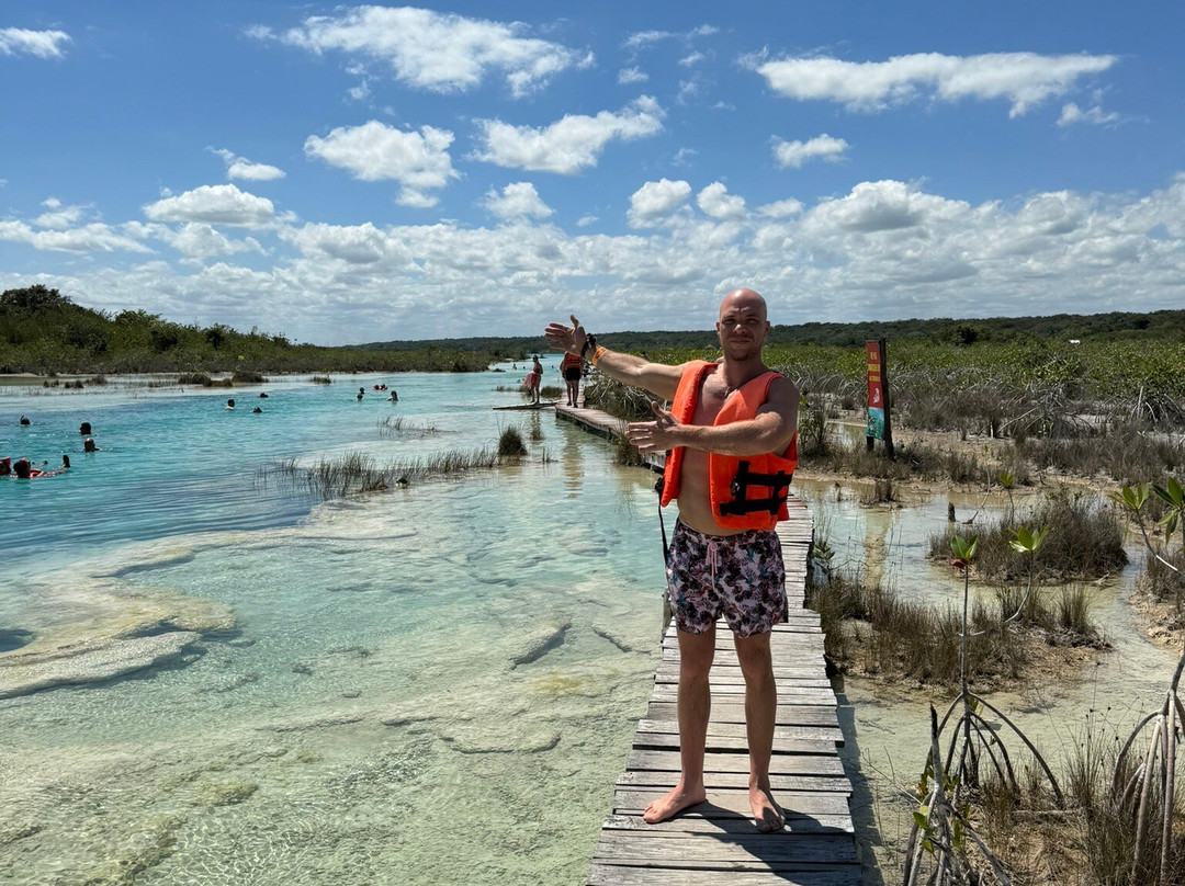 Stromatolites in Bacalar Rapids-Bacalar必去景点