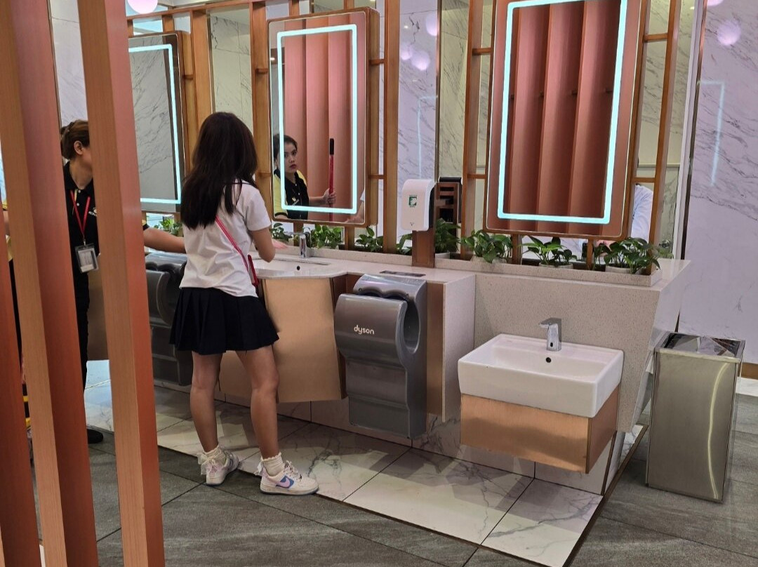 永旺购物中心-金边必去景点