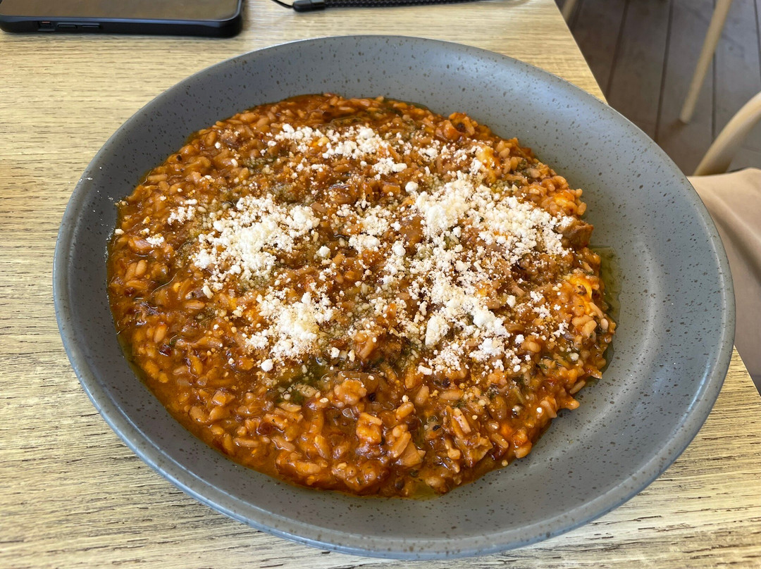 Chapeau Bistro