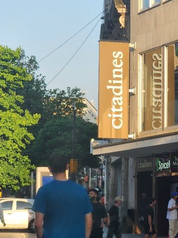 利物浦馨乐庭中央商业区酒店-旅行者