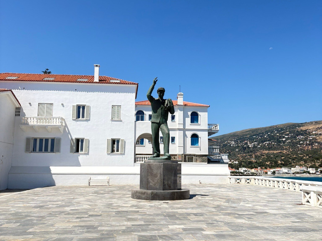 Platia Afanous Nafti-Andros Town必去景点