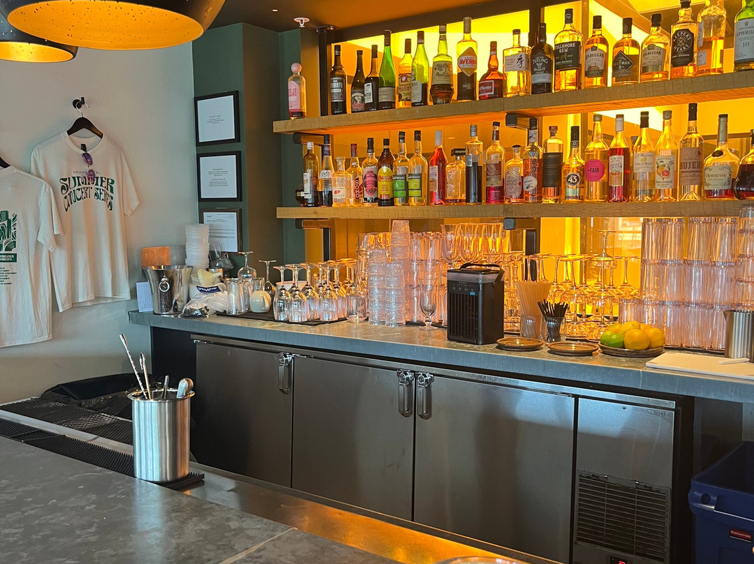 尤因酒店主图