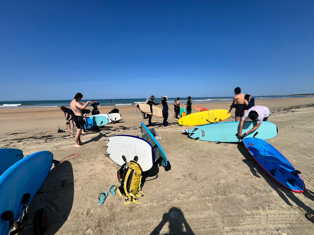 Island surf school-Le Grand-Village-Plage必去景点