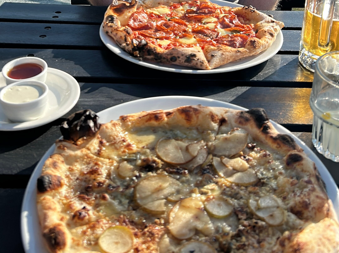 Rind - Pizza, Cheese & Wine