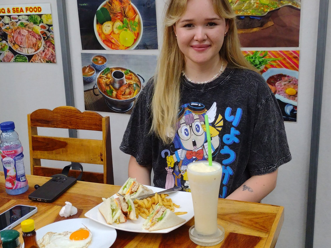 Piz-Zaa Thai restaurant moo kata