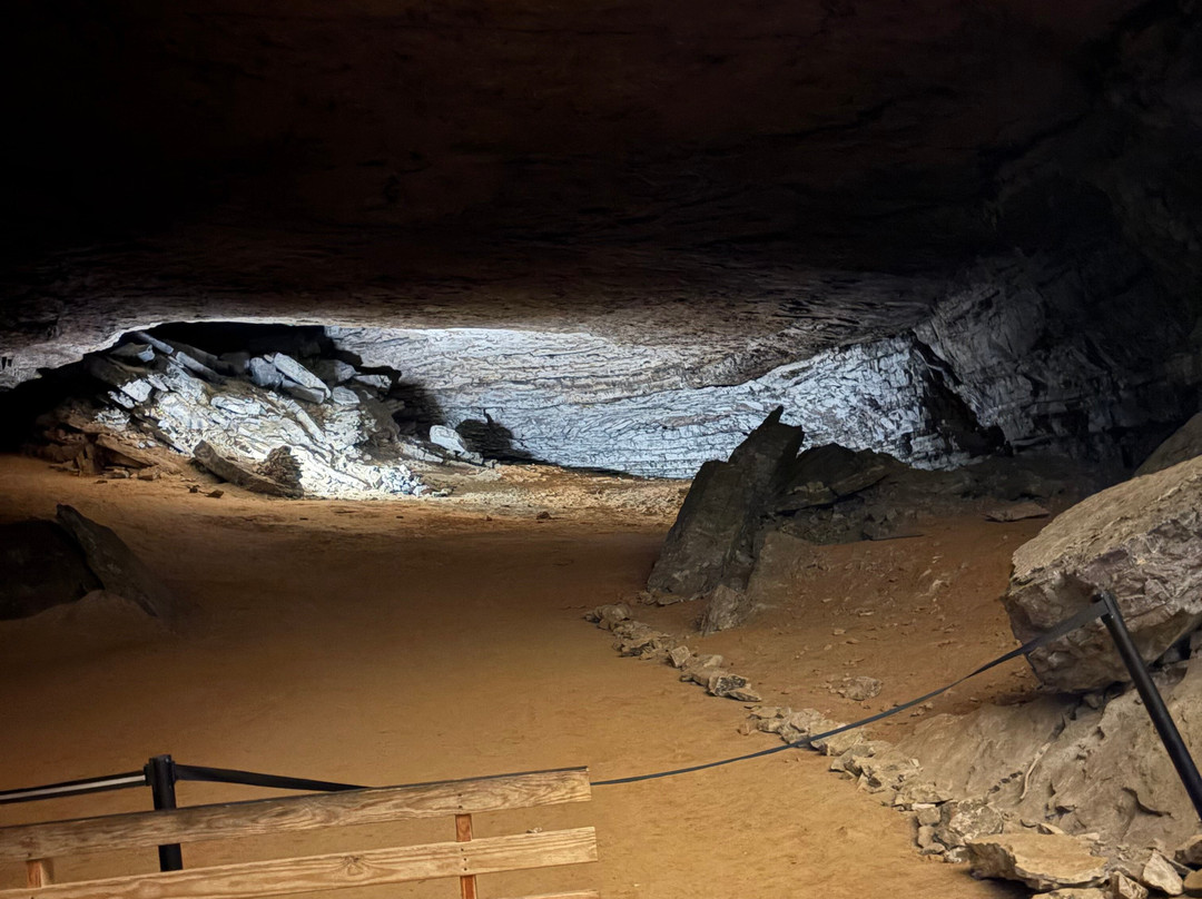 Discovery Tour-猛玛洞窟国家公园必去景点