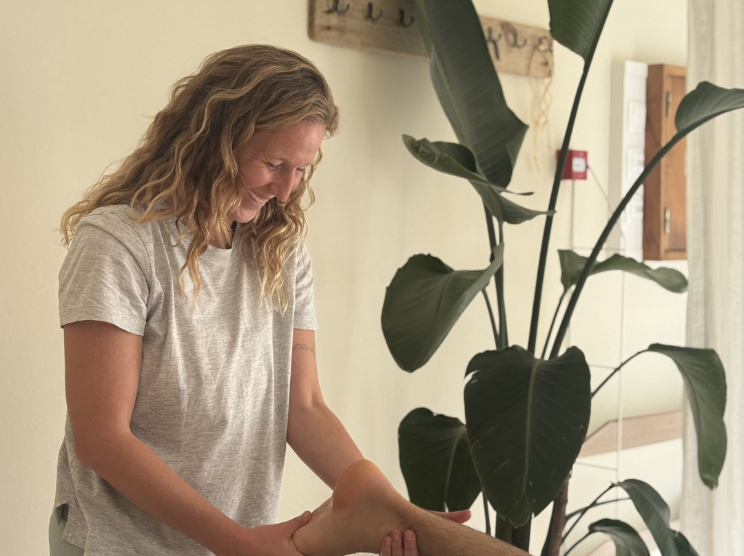 Alma Flow - Massage & Holistic Therapies-Ferrel必去景点