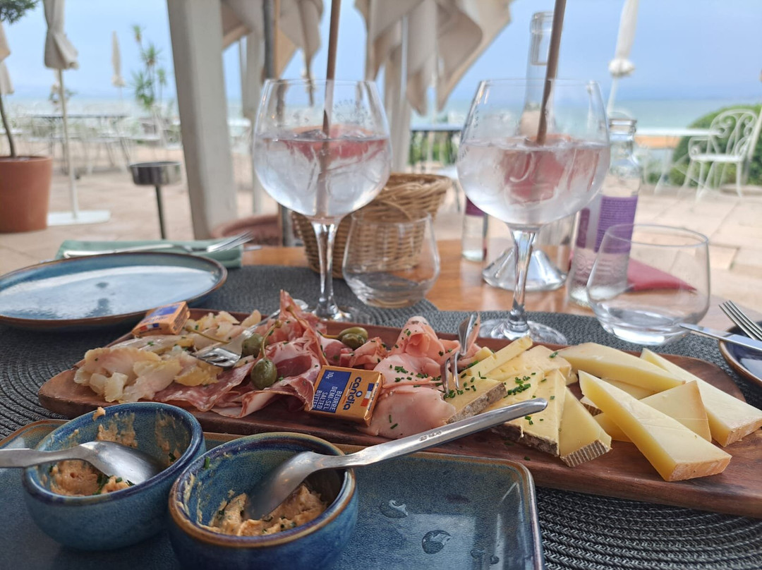 Hôtel-Restaurant de la Plage主图