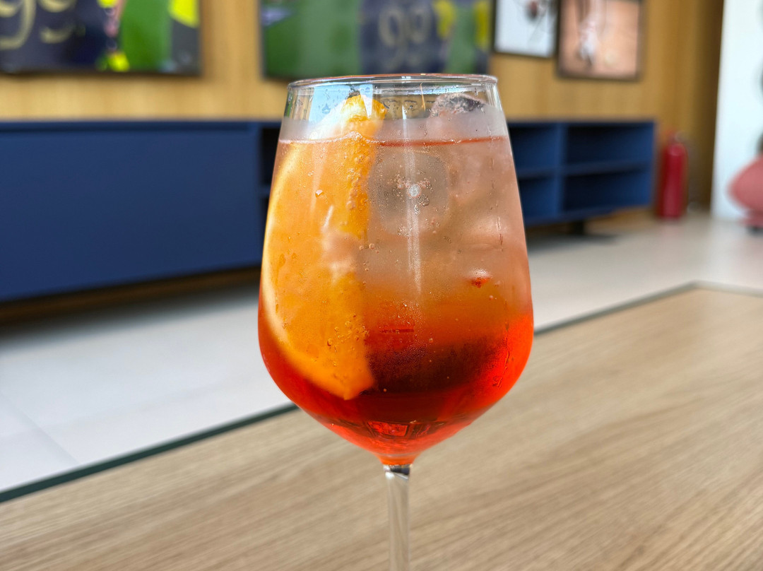 克雷斯滕宫酒店主图