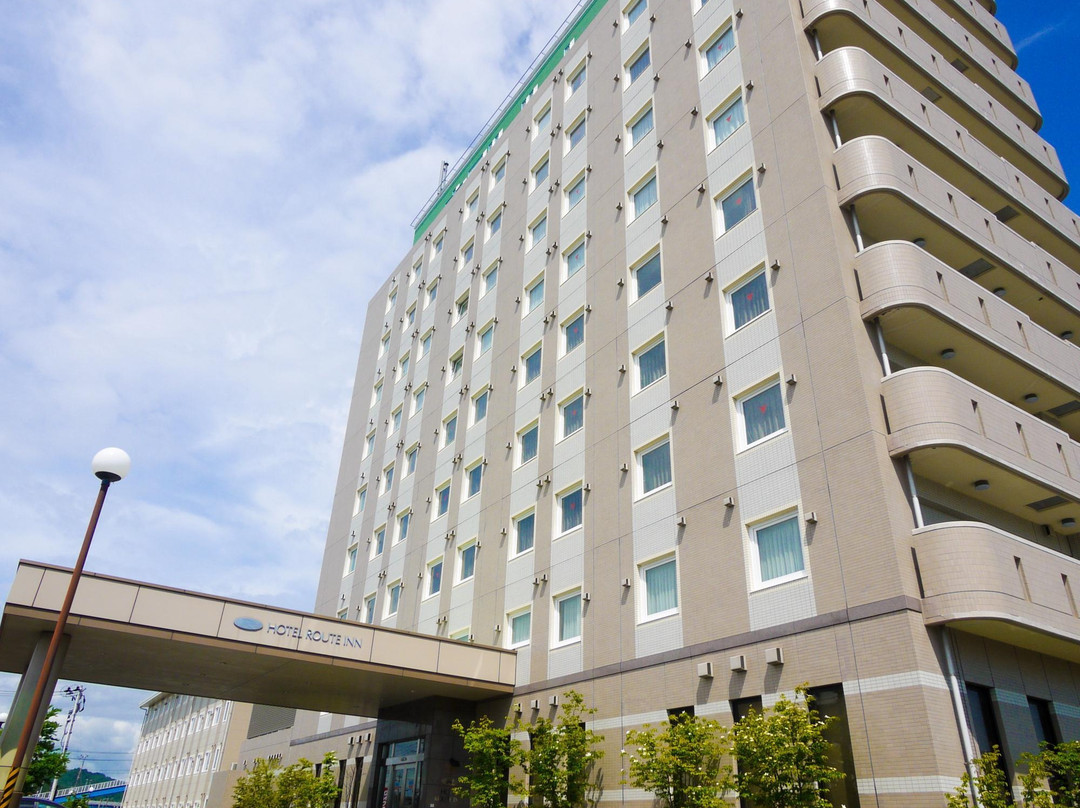 盘城市酒店住宿-巖泉站前宾馆