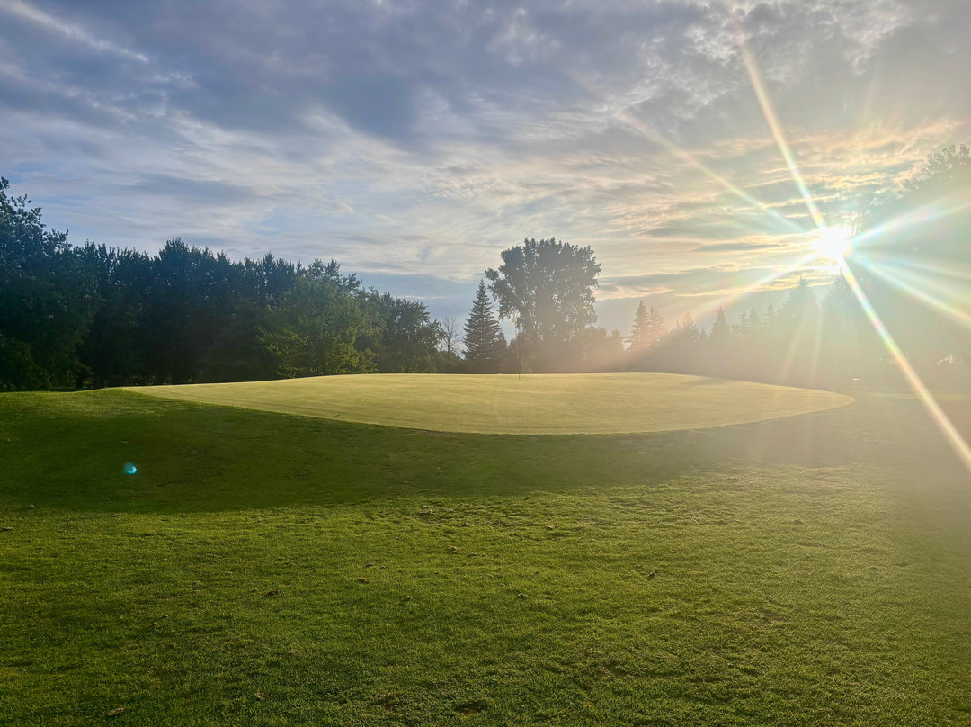 Club de Golf Rivière-Rouge-Coteau-du-Lac必去景点