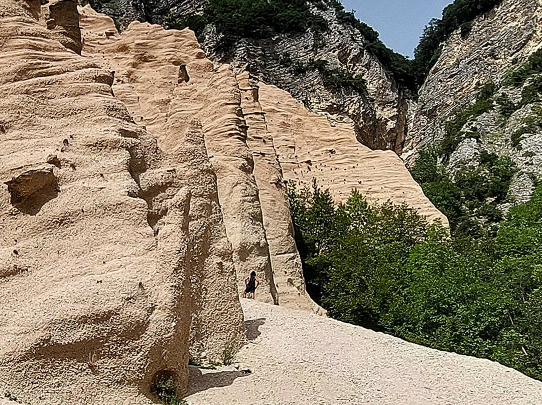 Lame Rosse-Fiastra必去景点