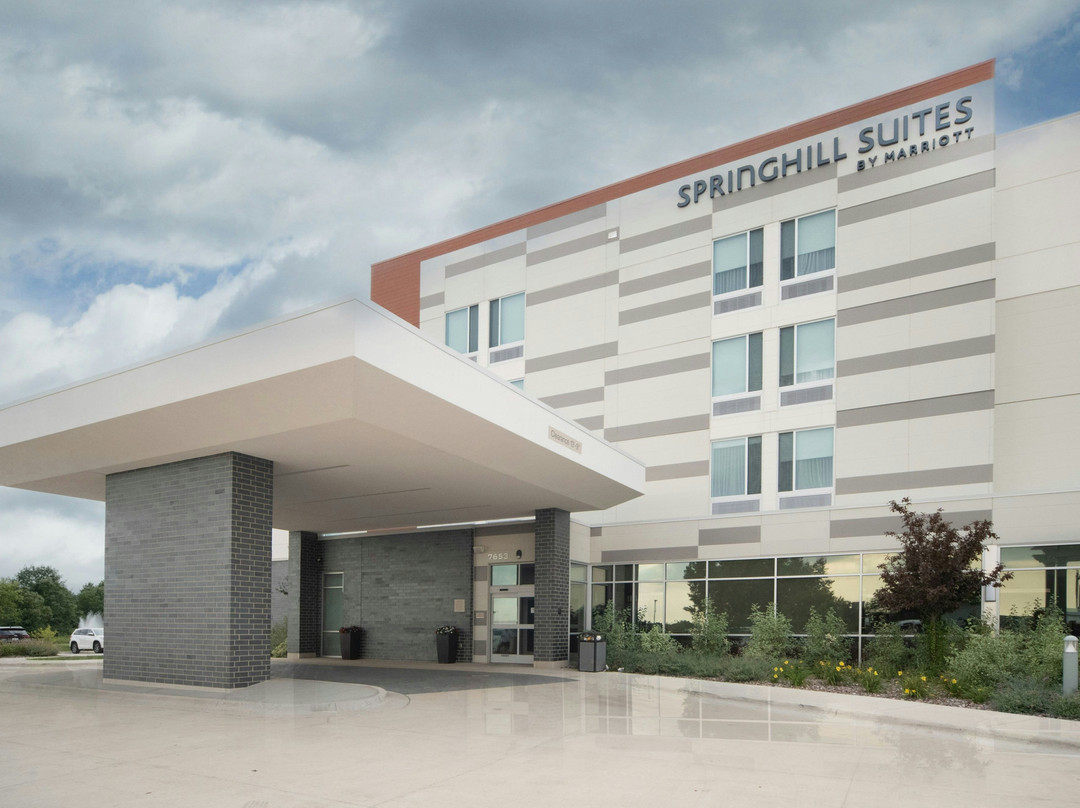 Russell酒店住宿-SpringHill Suites Kenosha