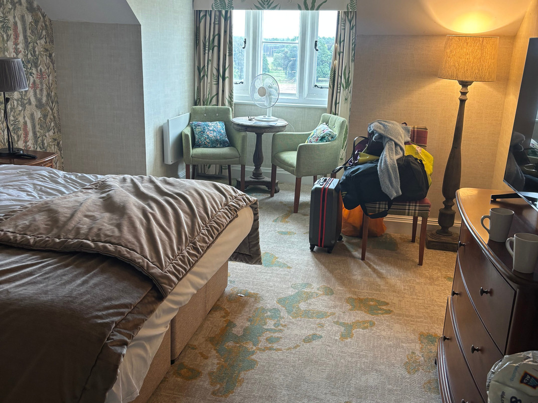 Warner Hotels - Thoresby Hall Hotel主图