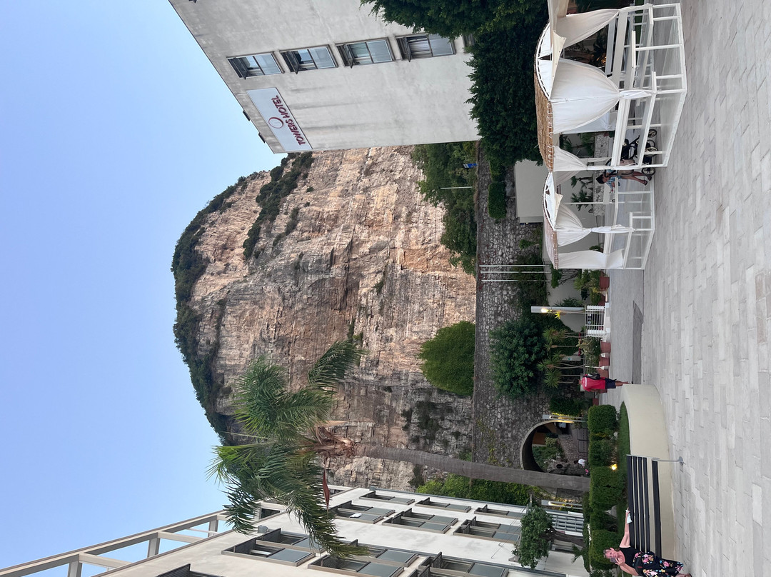 斯塔比亚索伦托海岸大厦酒店主图