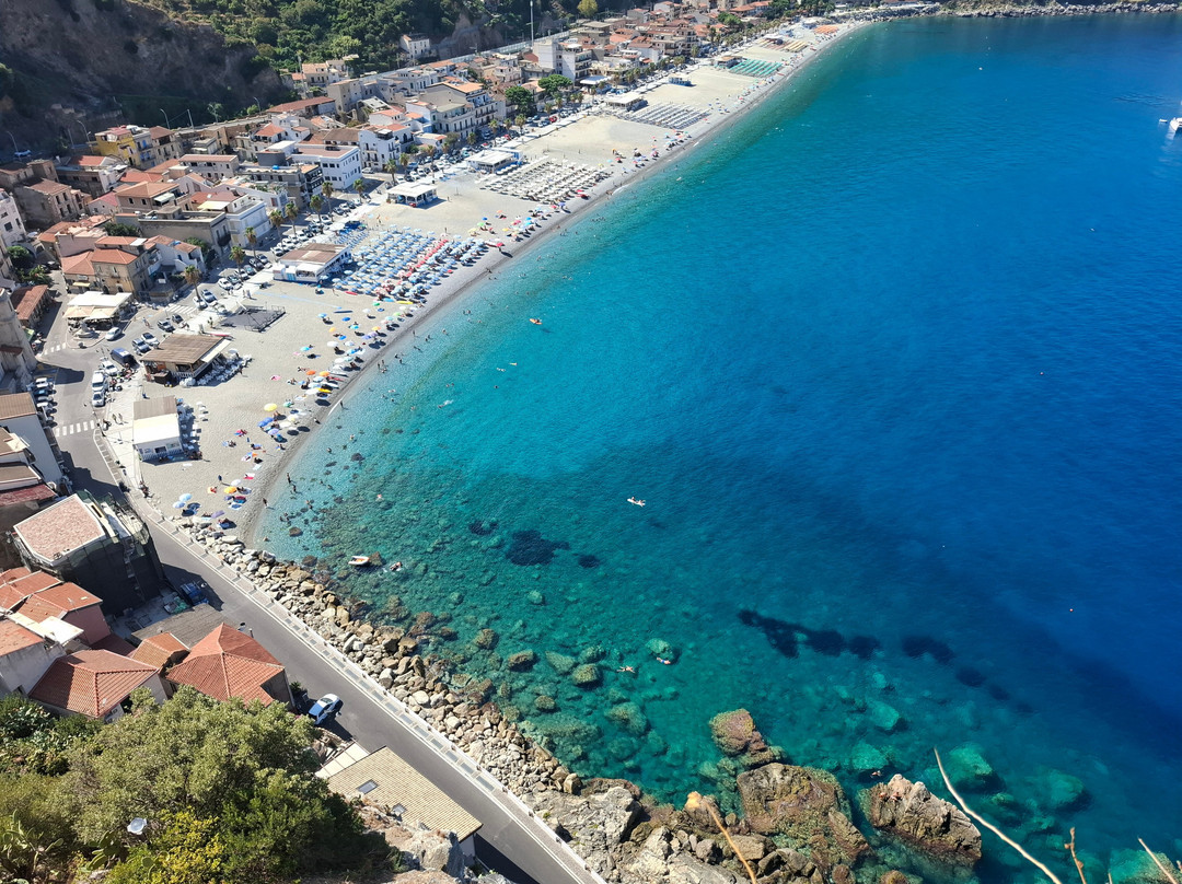 Spiaggia Di Scilla-希拉必去景点
