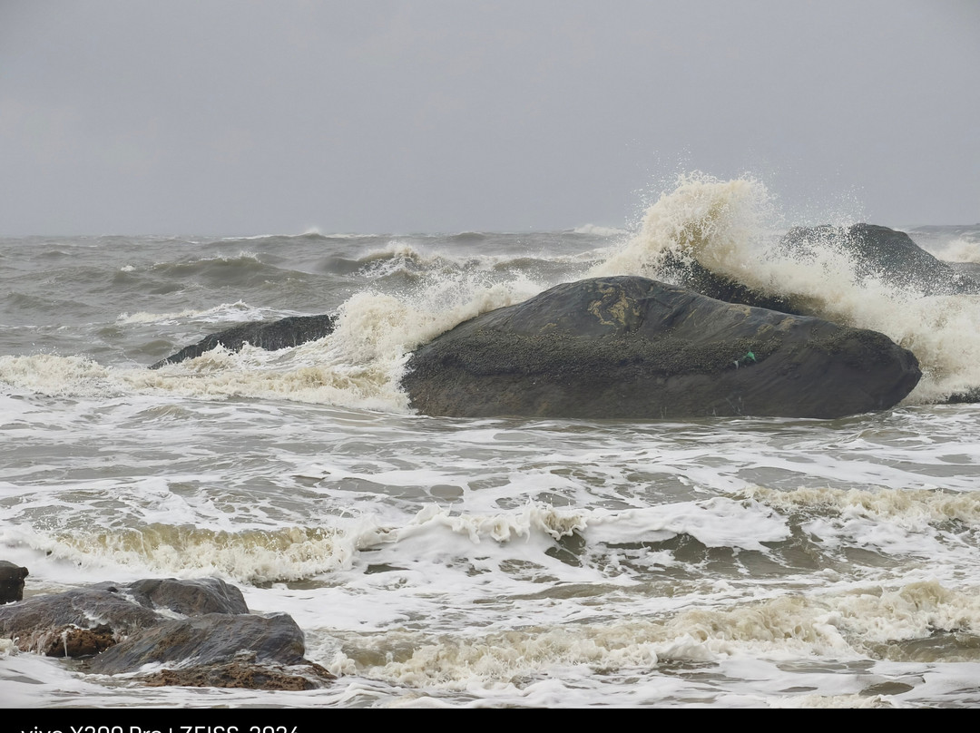 The Postcard on the Arabian Sea