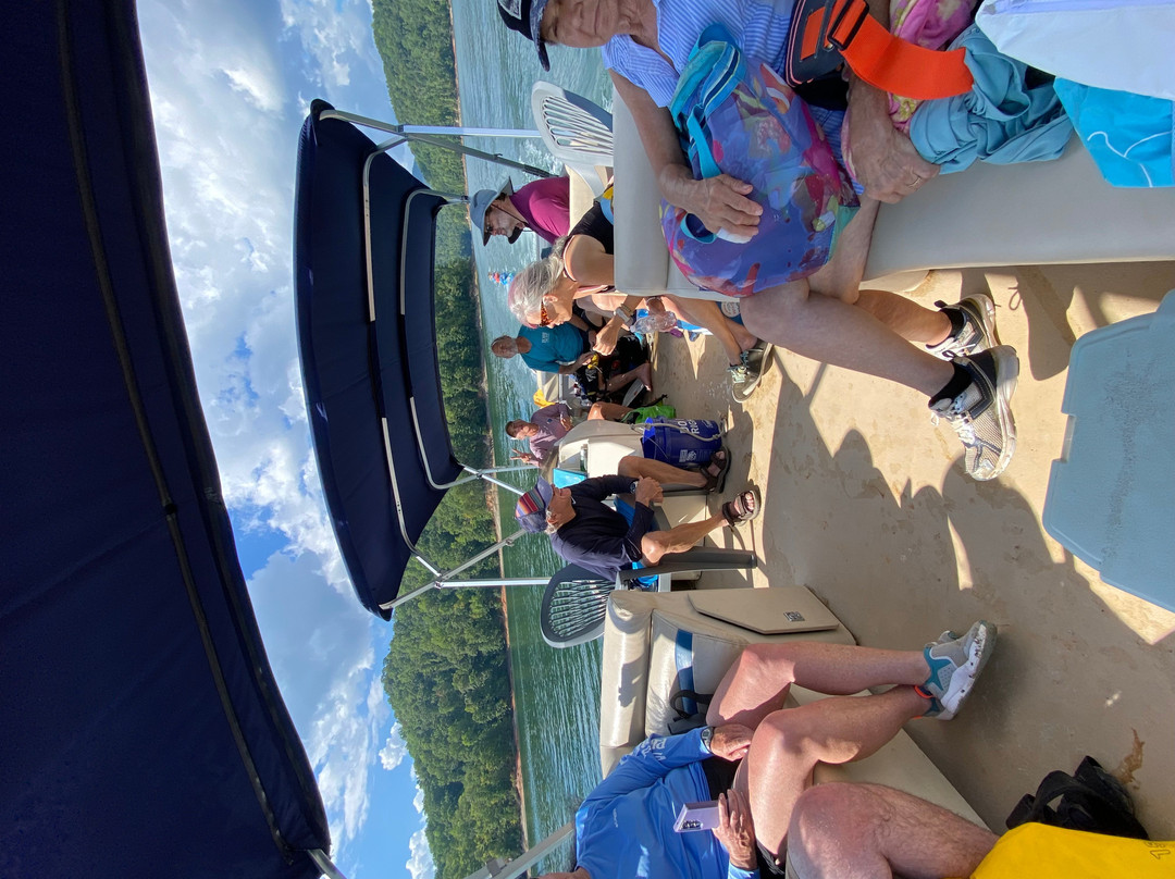 Jocassee Lake Tours-Salem必去景点