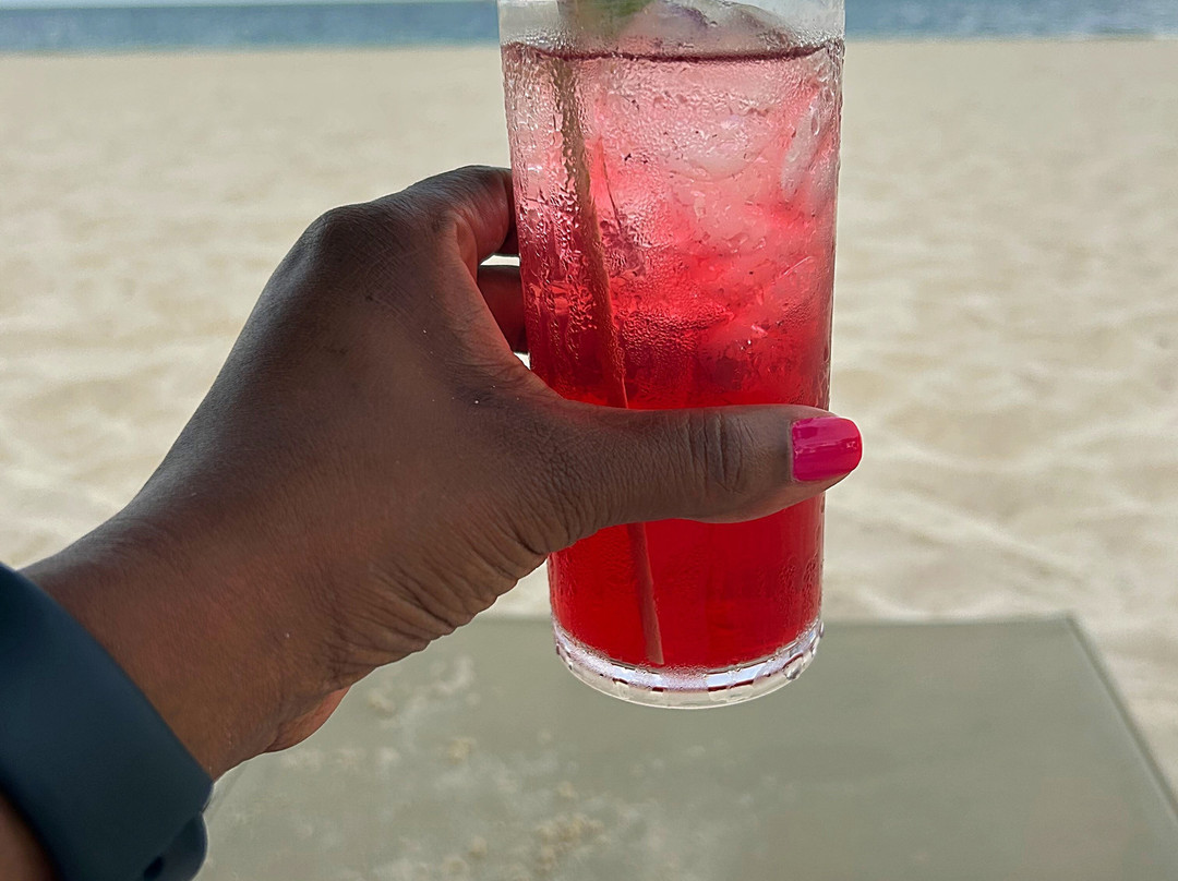 挚爱女人海滩酒店-全包-限成人主图
