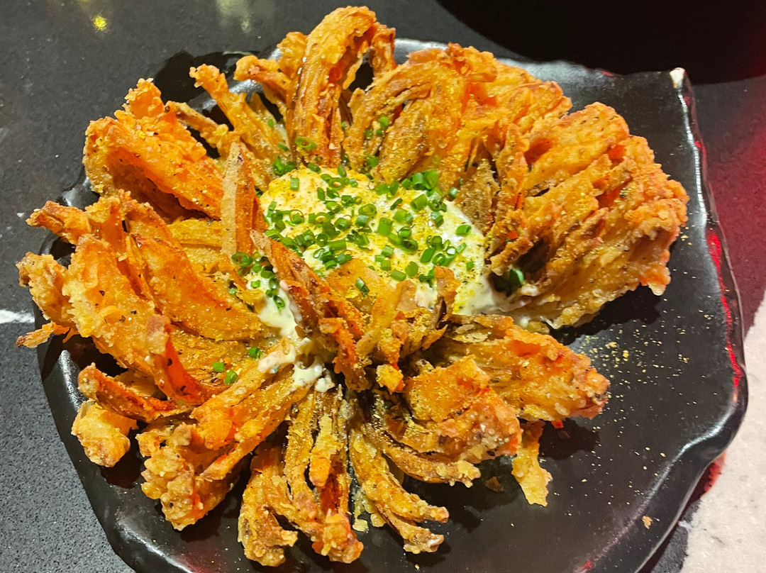 洞穴酒店高尔夫度假村主图