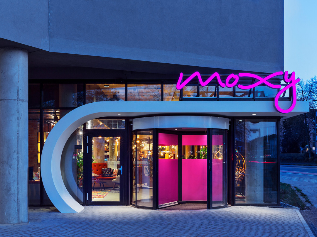 Moxy Frankfurt Airport Kelsterbach主图