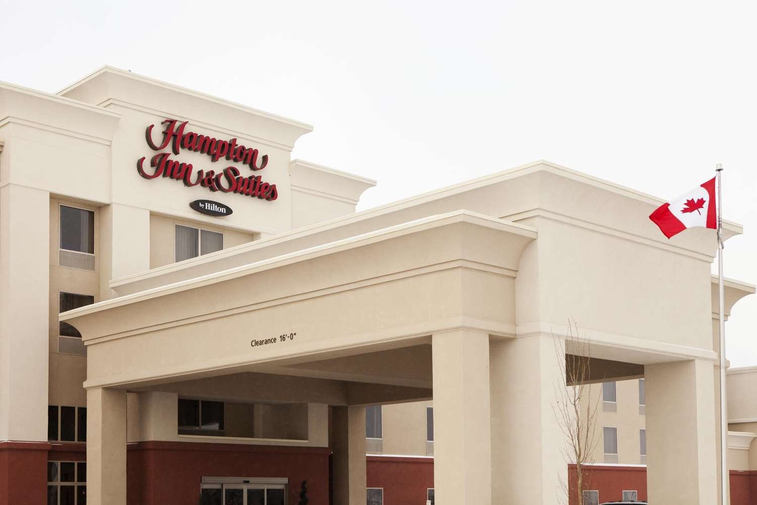 Hampton Inn & Suites by Hilton Lethbridge-官方